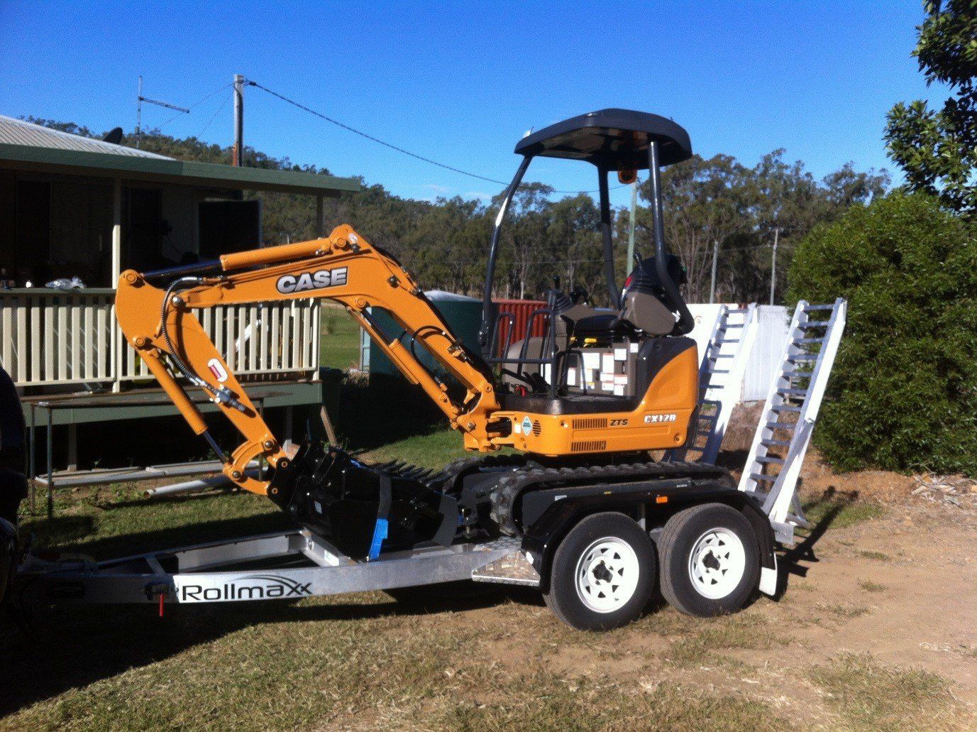 Case Excavator — K & T Daley in Gracemere, QLD