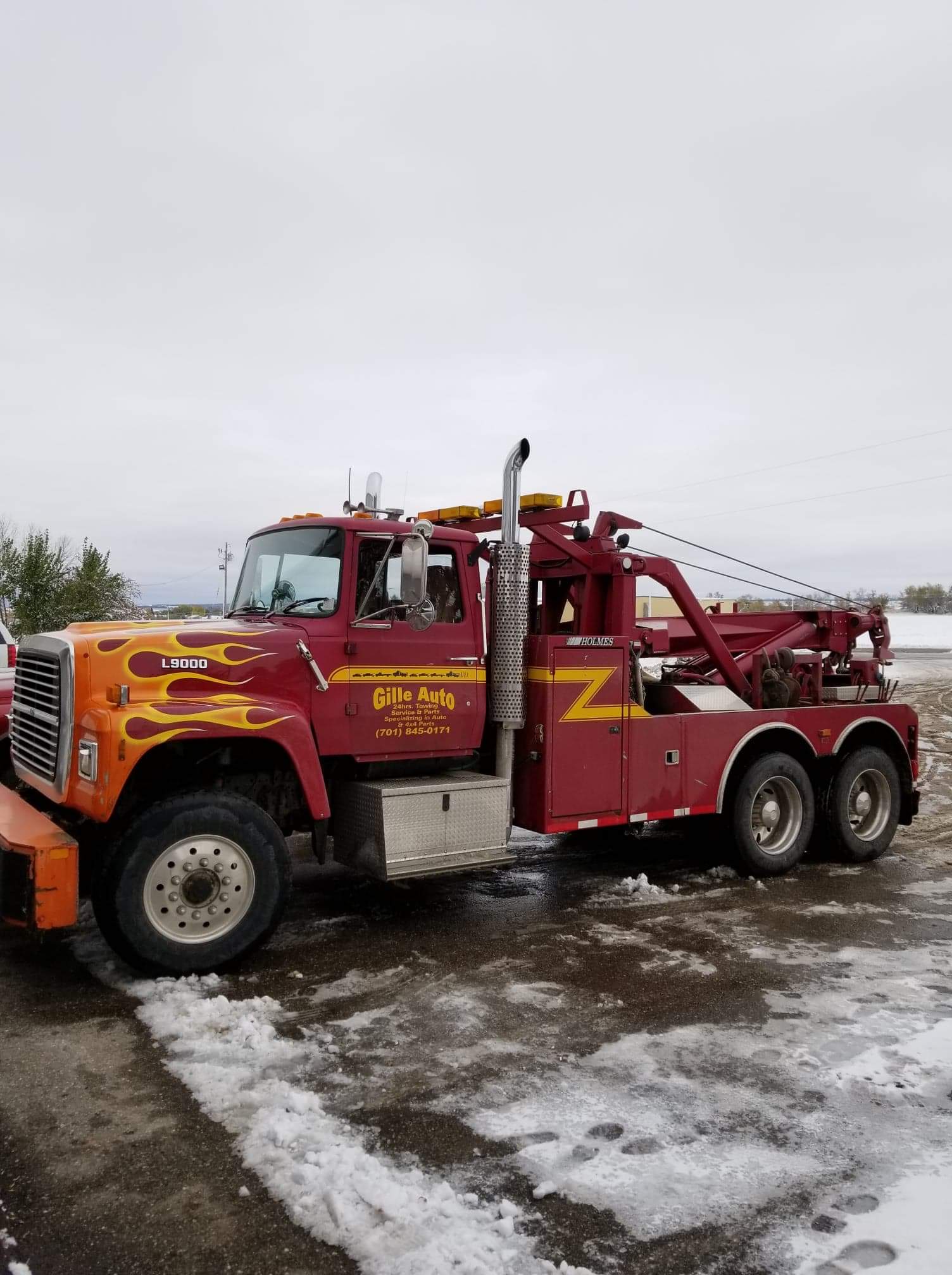 24 Hour Towing Service