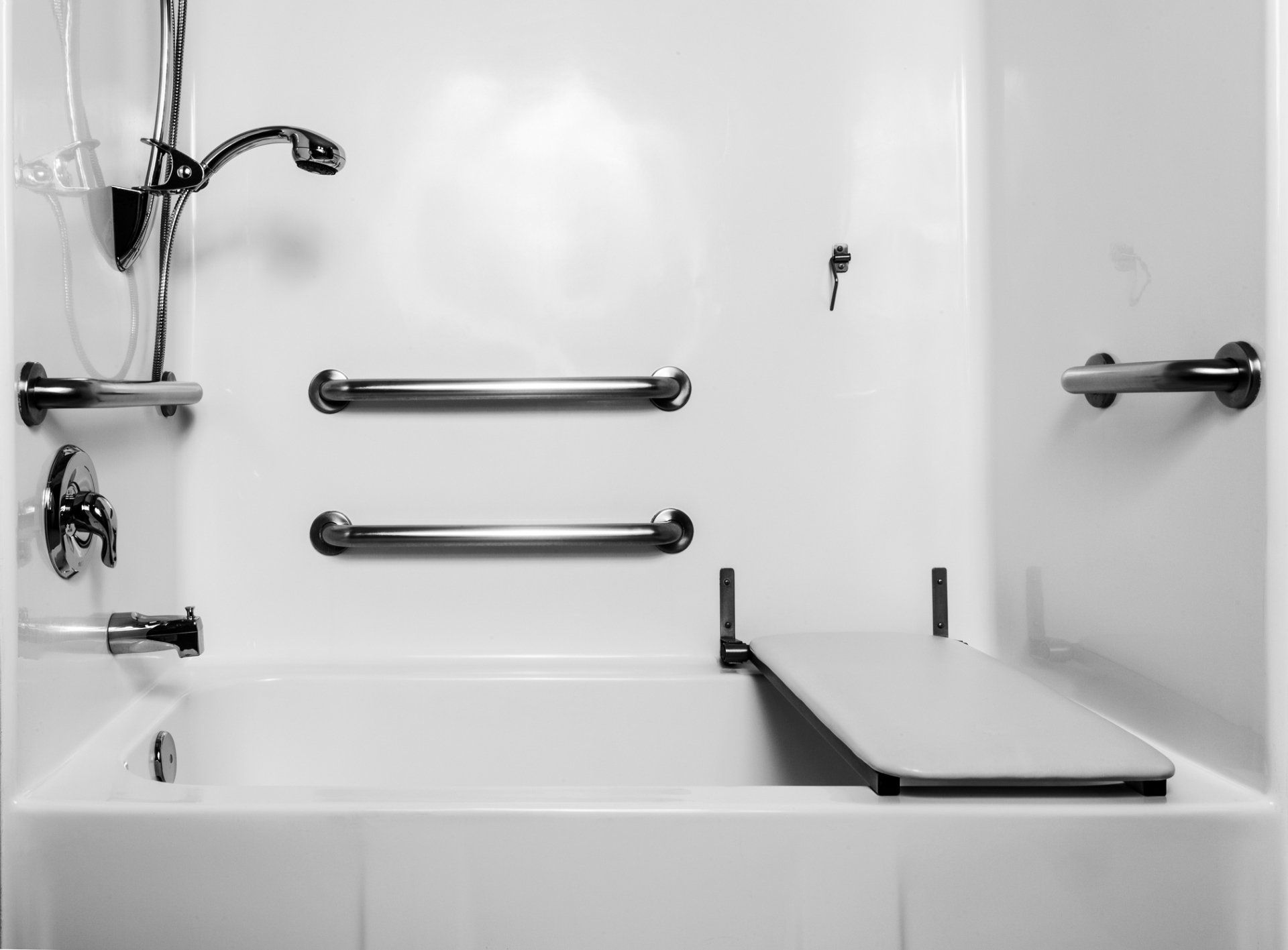 Handicap Bath — Minneapolis, MN — Independent Living Solutions Handicap Bath — Minneapolis, MN — Independent Living Solutions