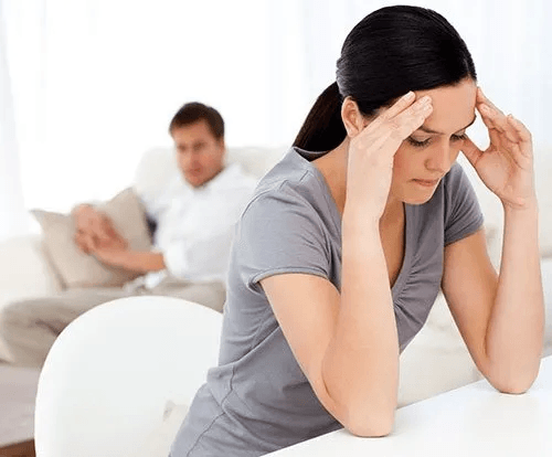Unhappy couple and having a problem regarding their marriage