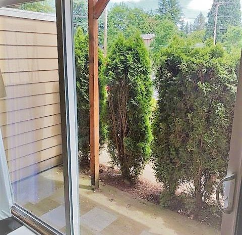 #5 AR8 0X1 PATIO