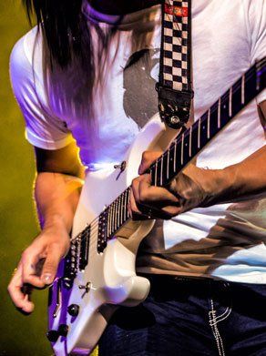 Guitars wanted