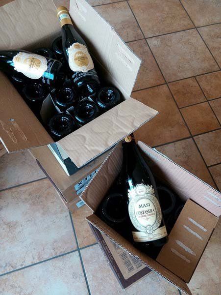 Scatoloni di vini