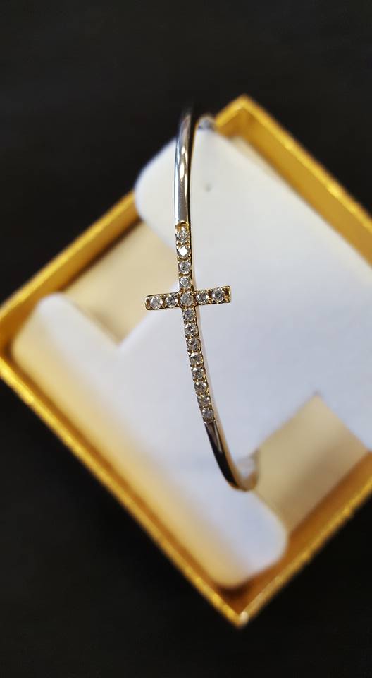 Cross Bracelet — Paducah, KY — Hoskins Coin & Gold Exchange