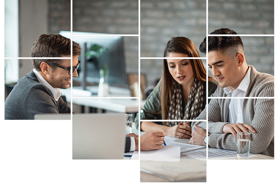 Agent Talking to Couple — Blair, NE — Nick Hall Agency