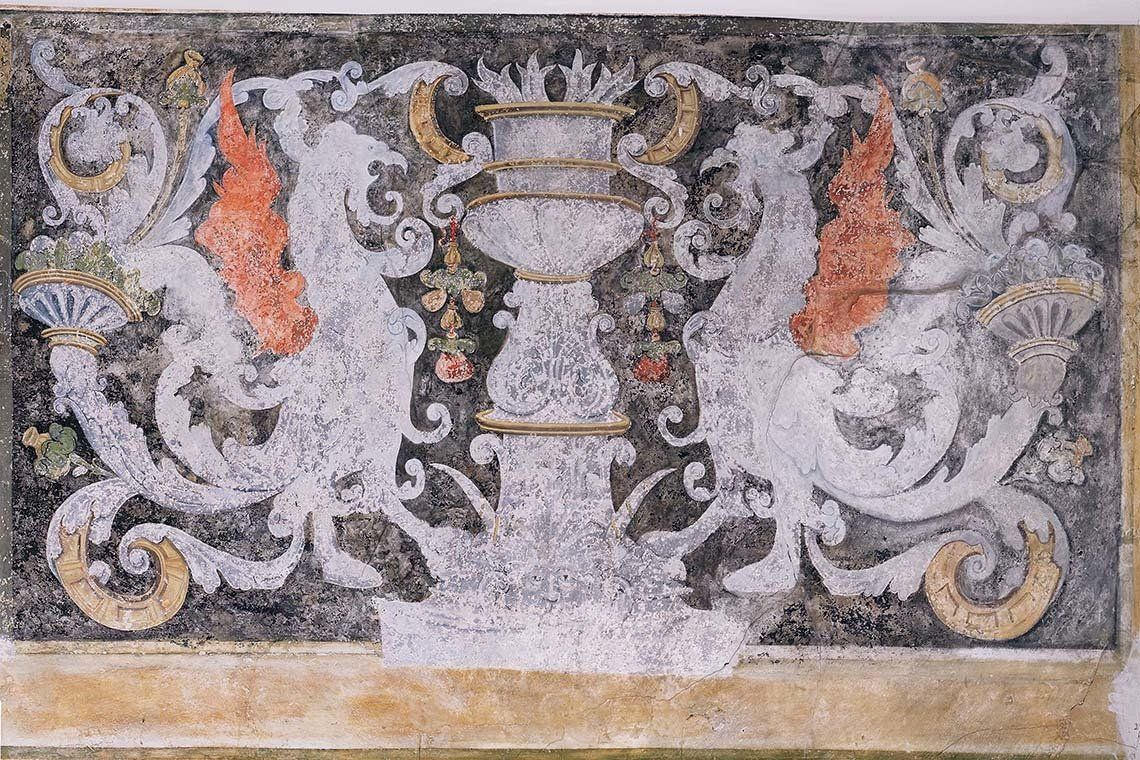Painted frieze, right panel (salamanders)