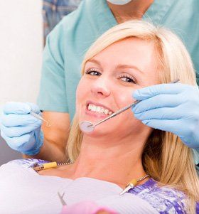 Dental surgeon - Colchester, Essex - Oakland Dental Care - Dental check-up Dental surgeon - Colchester, Essex - Oakland Dental Care - Dental check-up