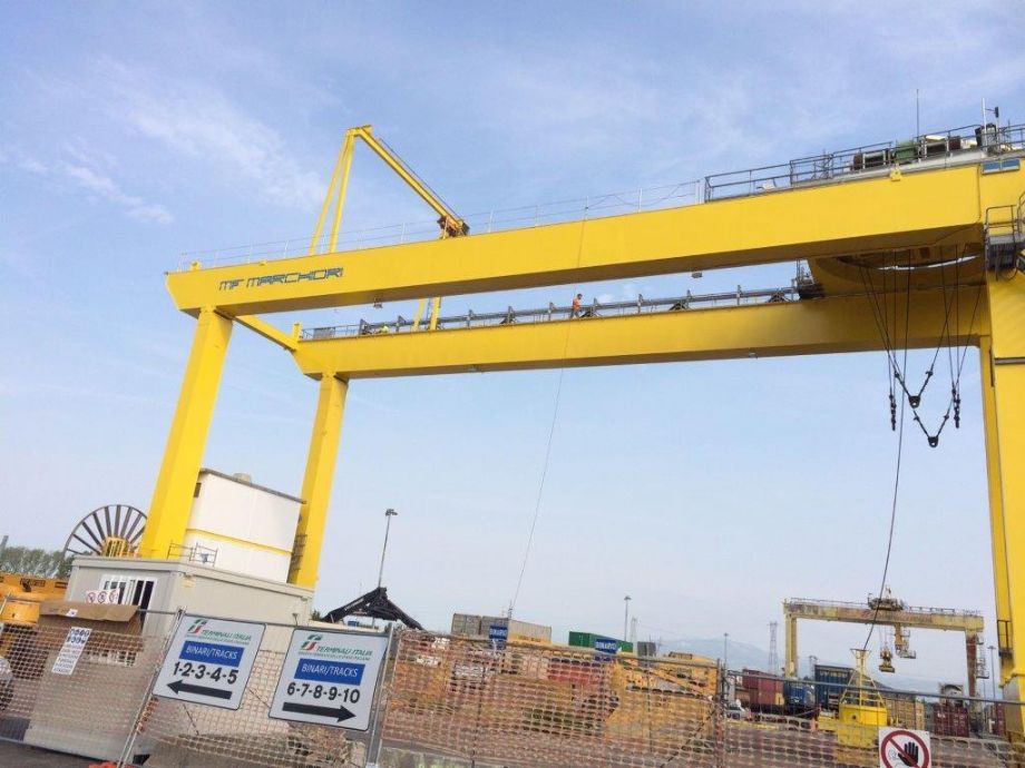 Verniciatura di un carroponte