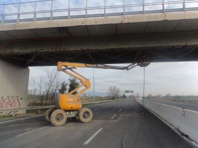 Verniciatura di un cavalcavia