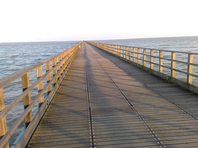 Sabbiatura di un pontile