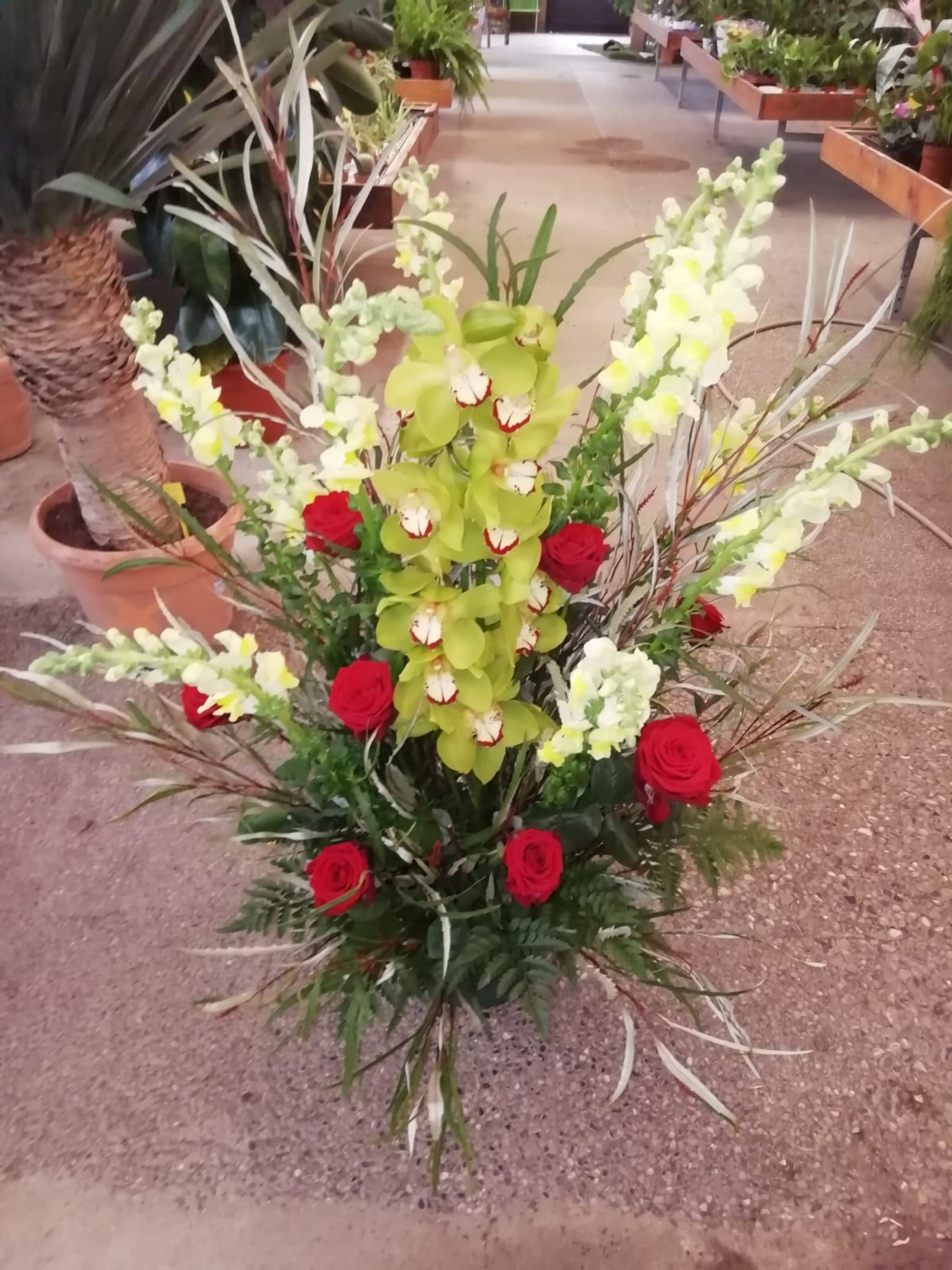 mazzo di fiori con rose