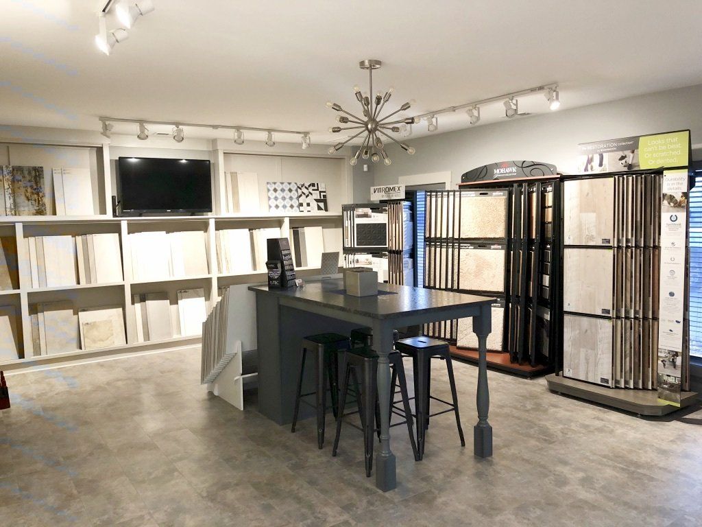 Showroom — Muscle Shoals, AL — Ultra LLC