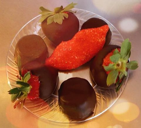 Freshly Baked Cookies — Strawberry Coated in Chocolate in Northfield, NJ