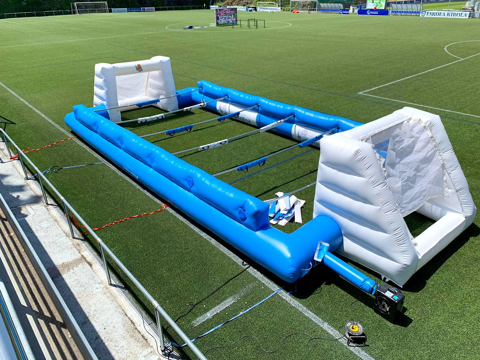 futbolin hinchable
