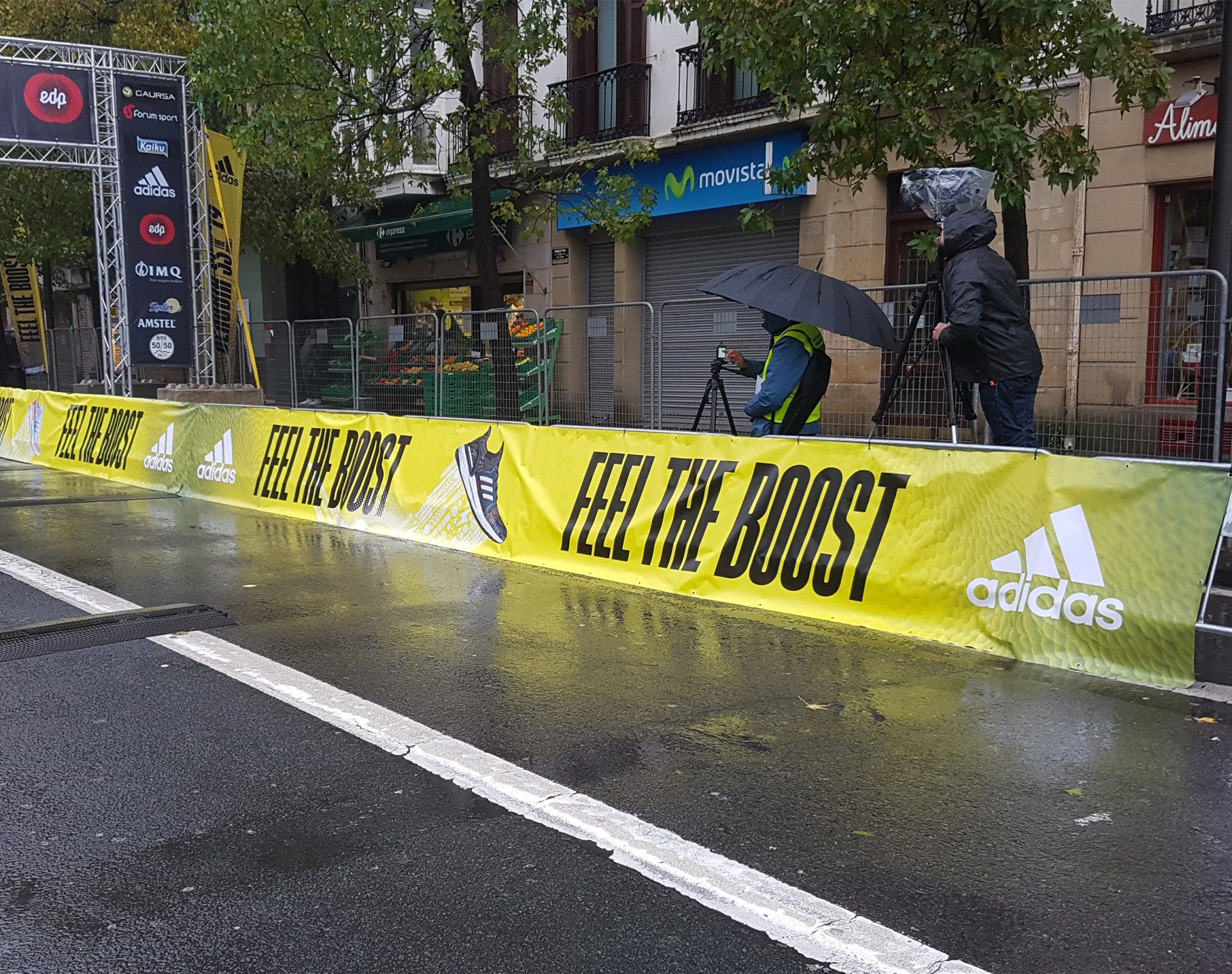 pancartas adidas