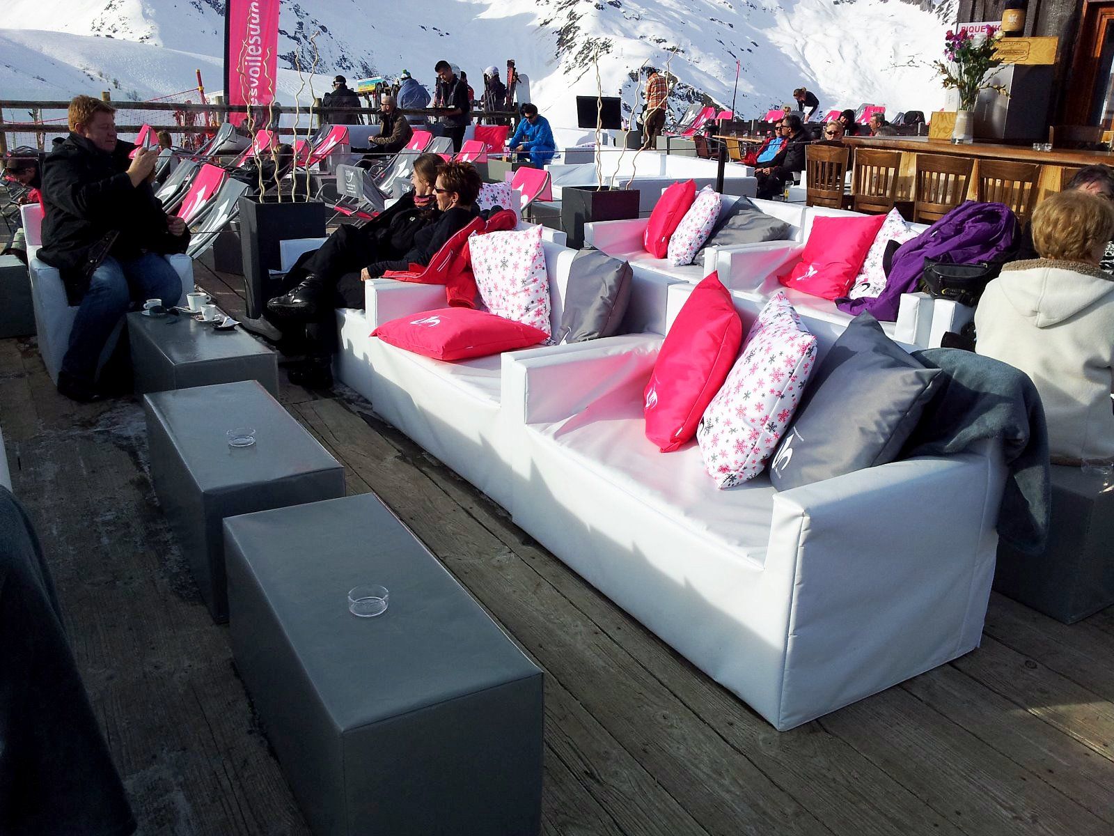 sofas exterior