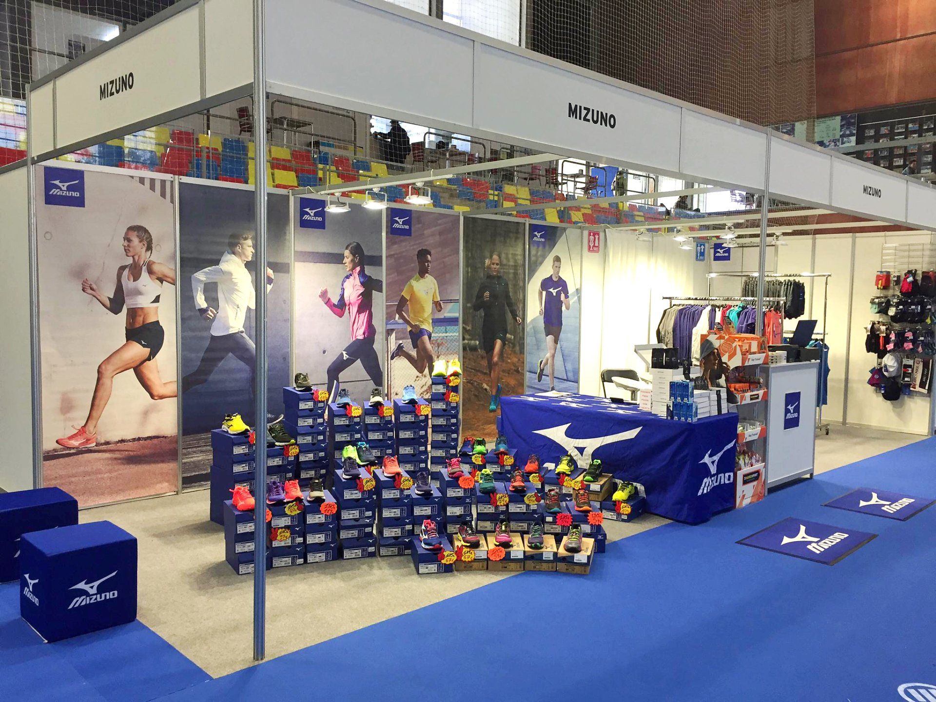 stand vinilo
