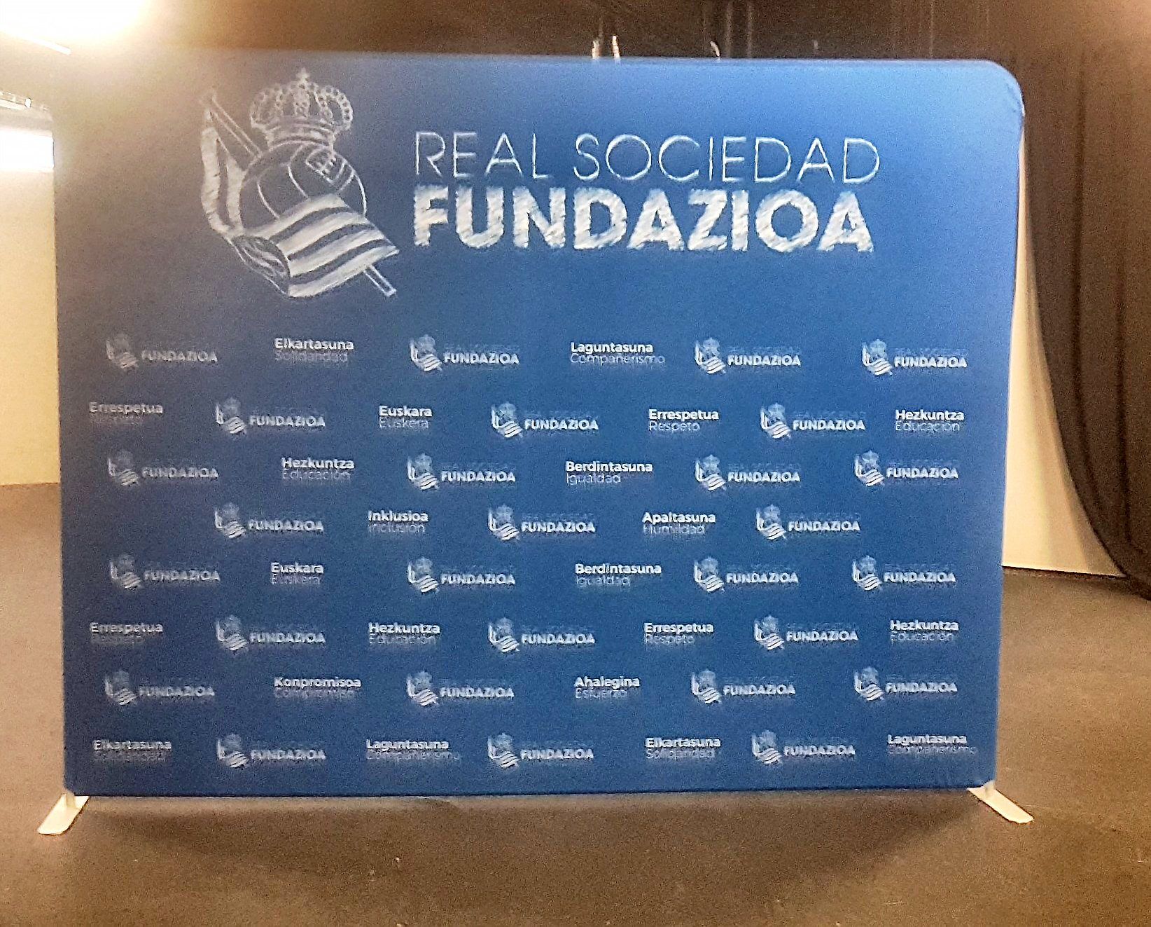 stands san sebastian