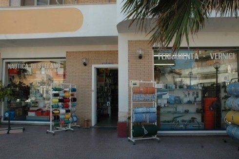 esterno negozio