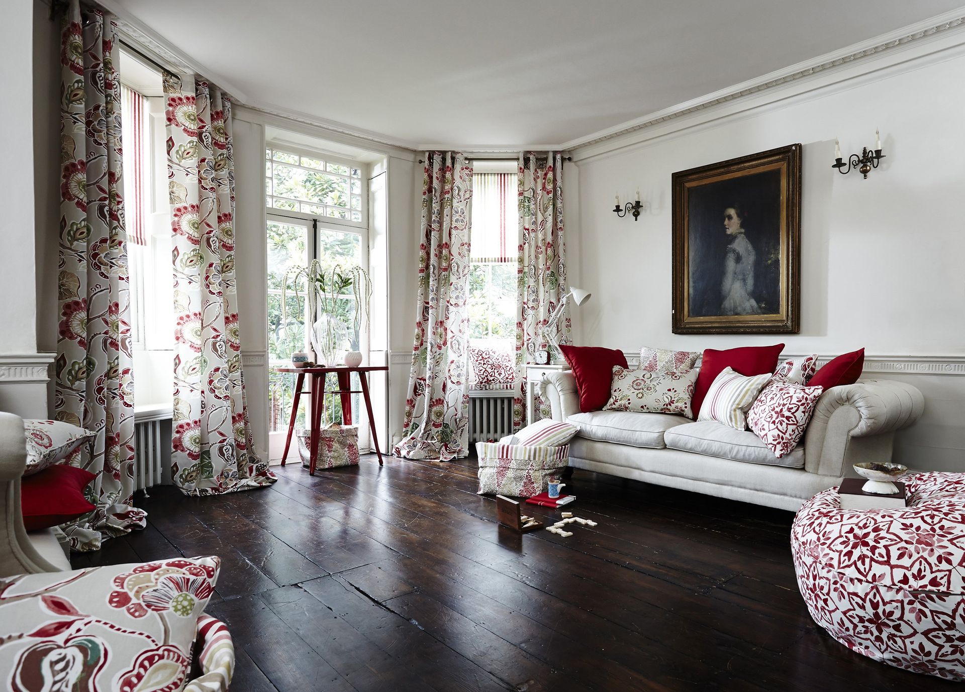 Upholsterer and curtain services in Scotland