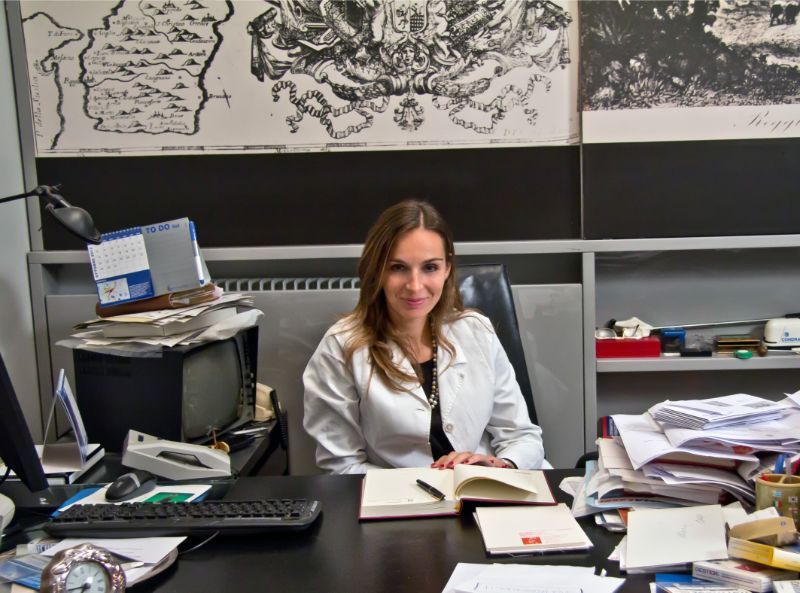 Medico alla scrivania