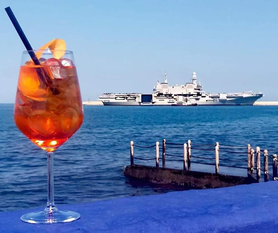 drink e aperitivo vista mare