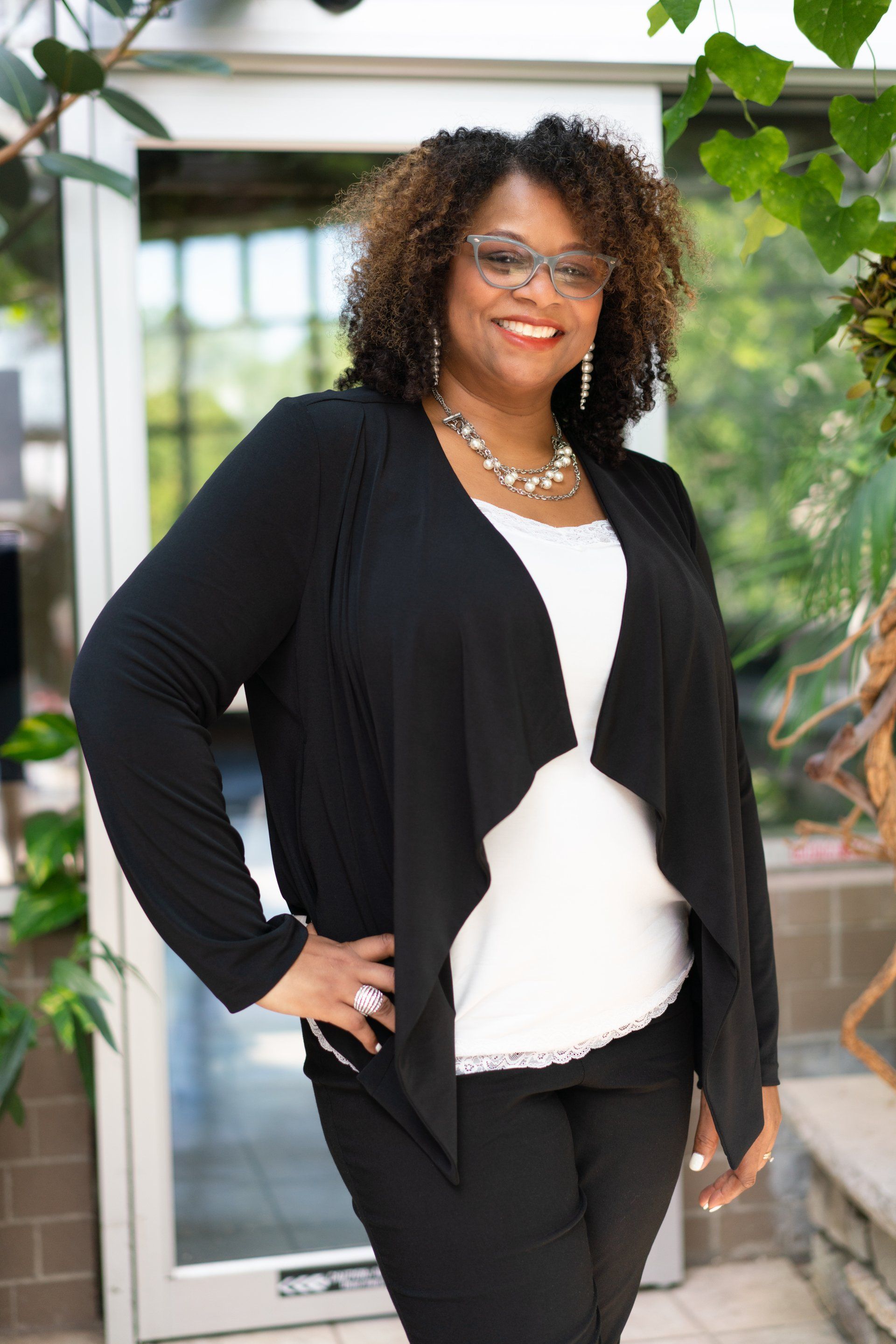 Dr Karen Reynolds of Kare Well, LLC