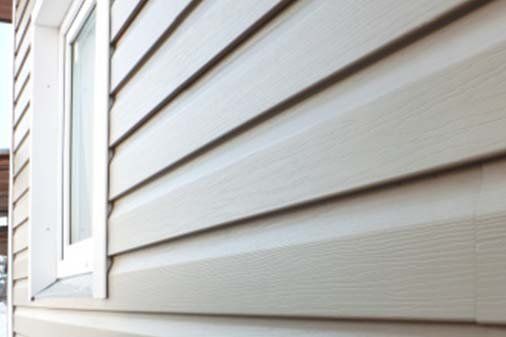Wall finished in vinyl siding - Home remodeling in Virginia Beach, VA Wall finished in vinyl siding - Home remodeling in Virginia Beach, VA