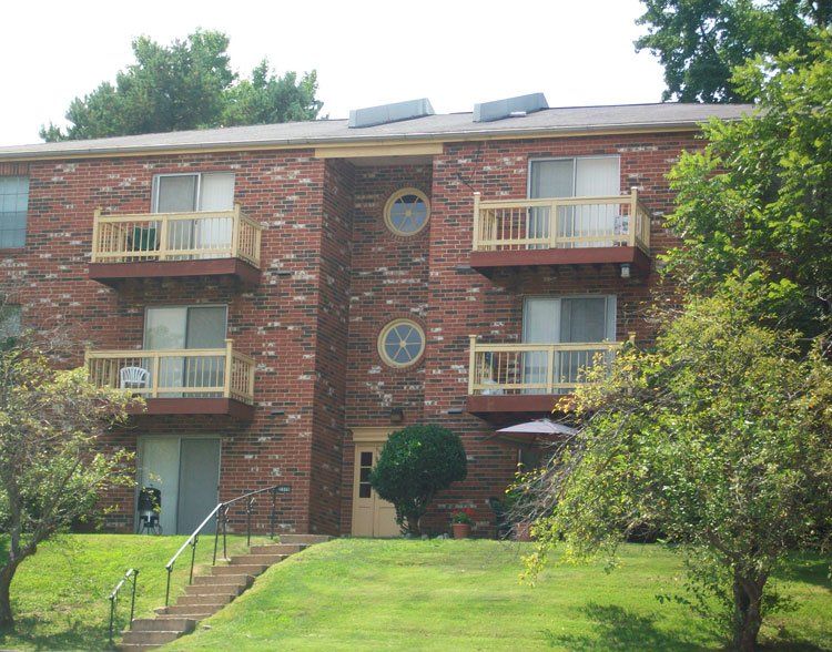 Half Moon Apartments and Townhomes