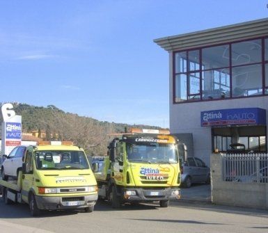 lucidatura auto, sostituzione vetri autoveicoli, recupero autoveicoli sinistrati, lucidatura auto, sostituzione vetri autoveicoli, recupero autoveicoli sinistrati,