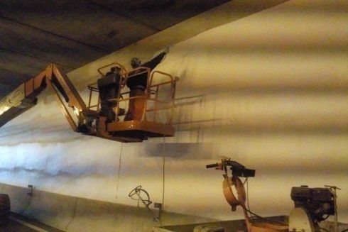 Realizzazione di segnaletica interna di un capannone