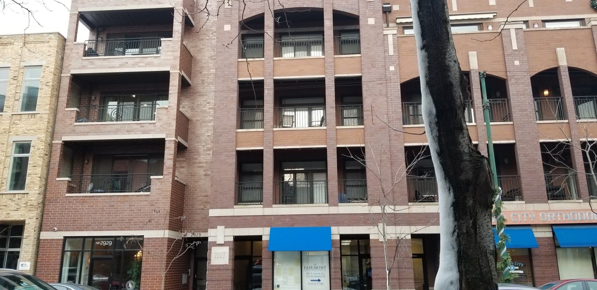 2927 N. Lincoln