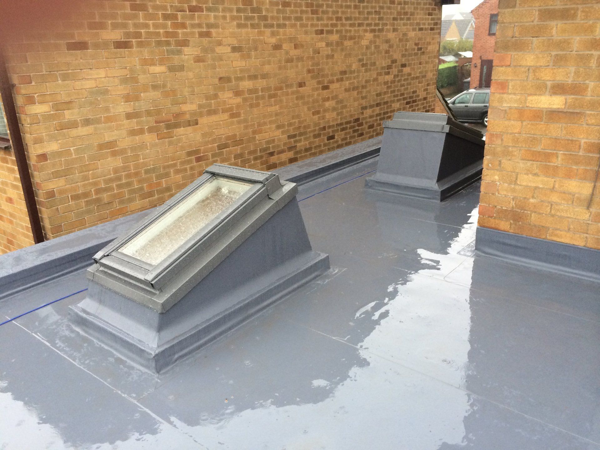 Roof window