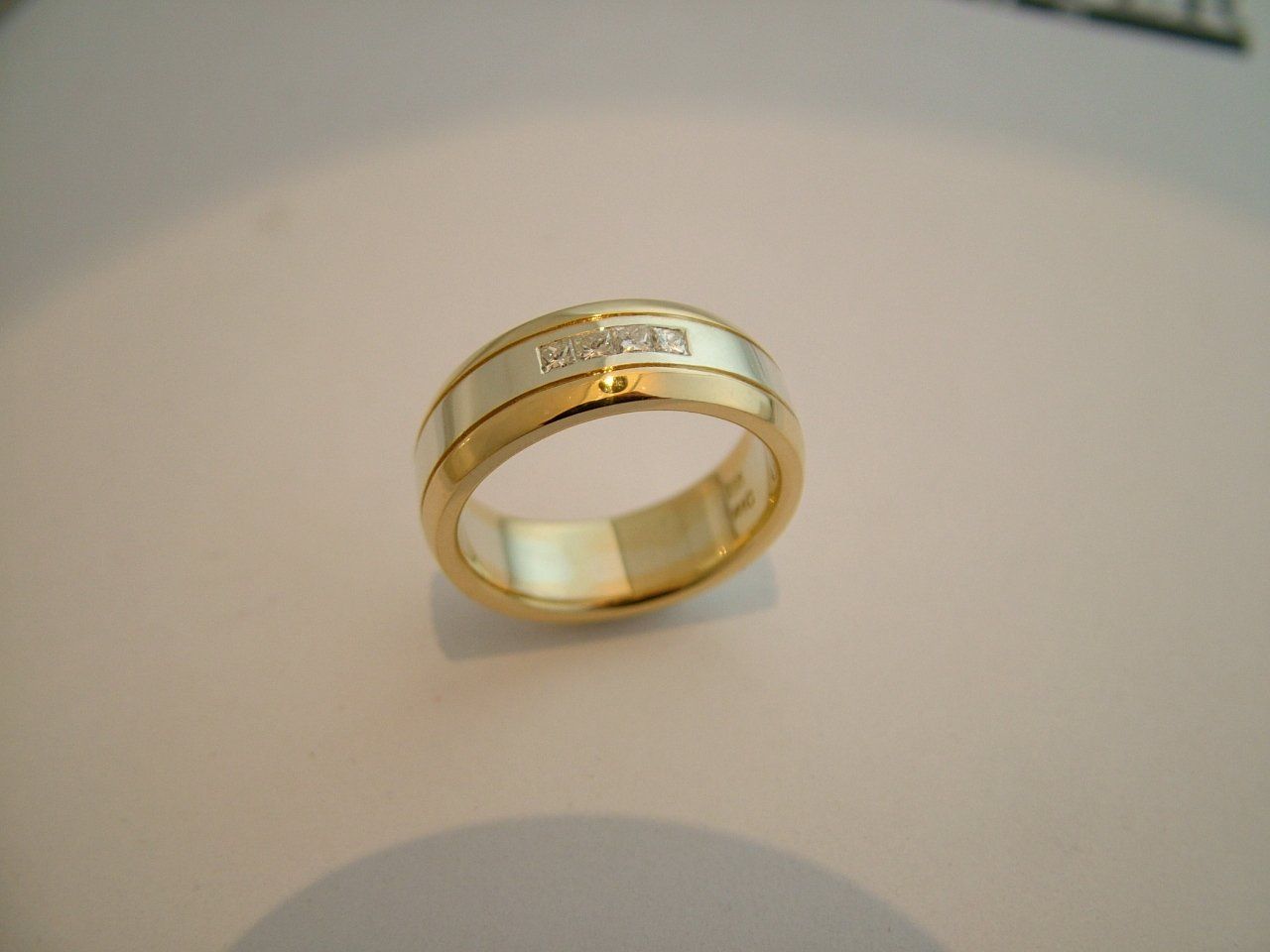 Mason Carter Two tone diamond wedding ring
