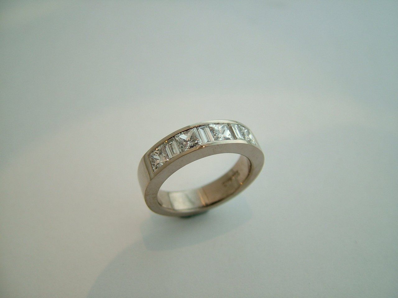 Princess cut and Baguette cut diamond wedding band