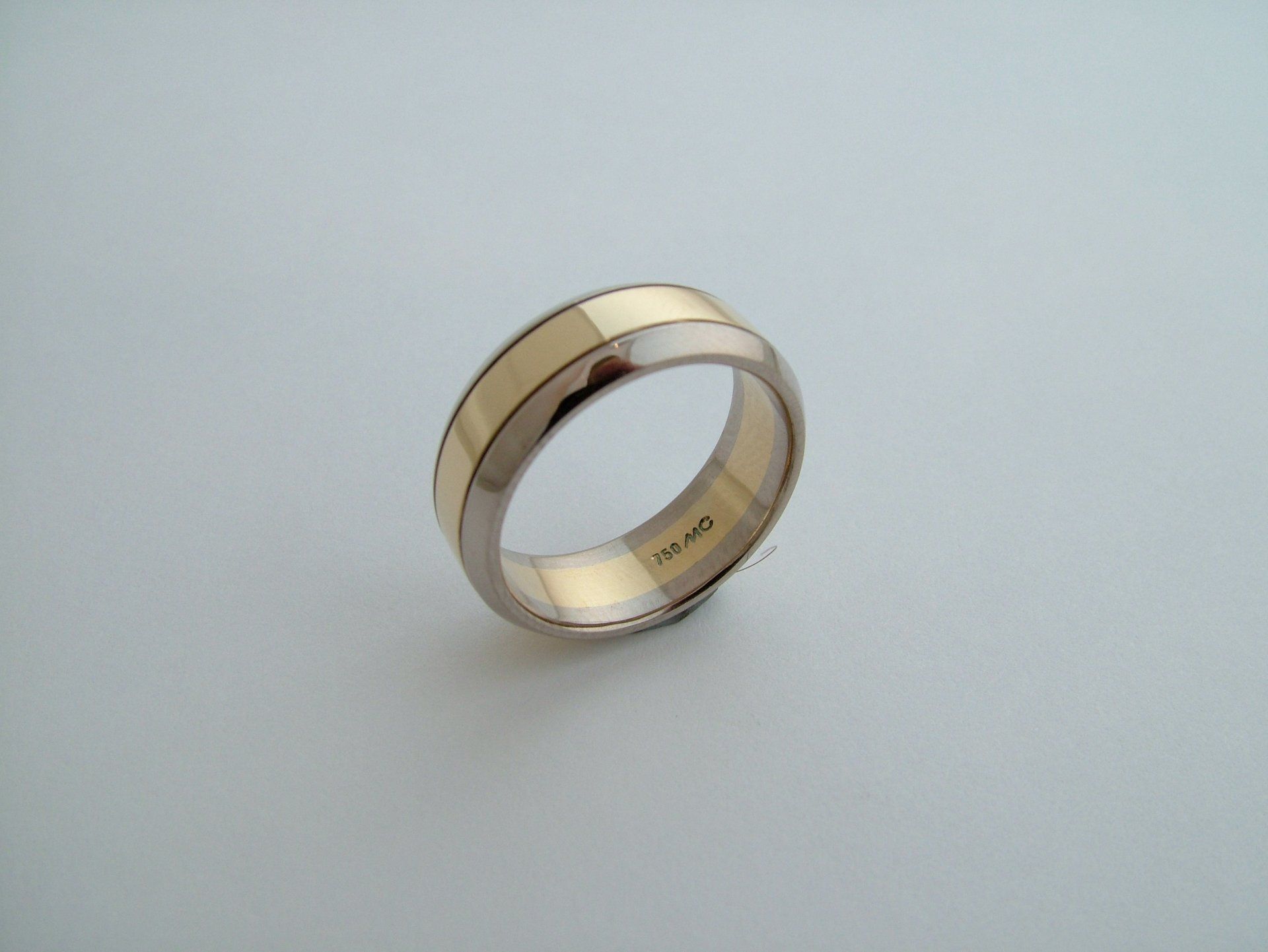 Mason Carter Made two tone wedding ring