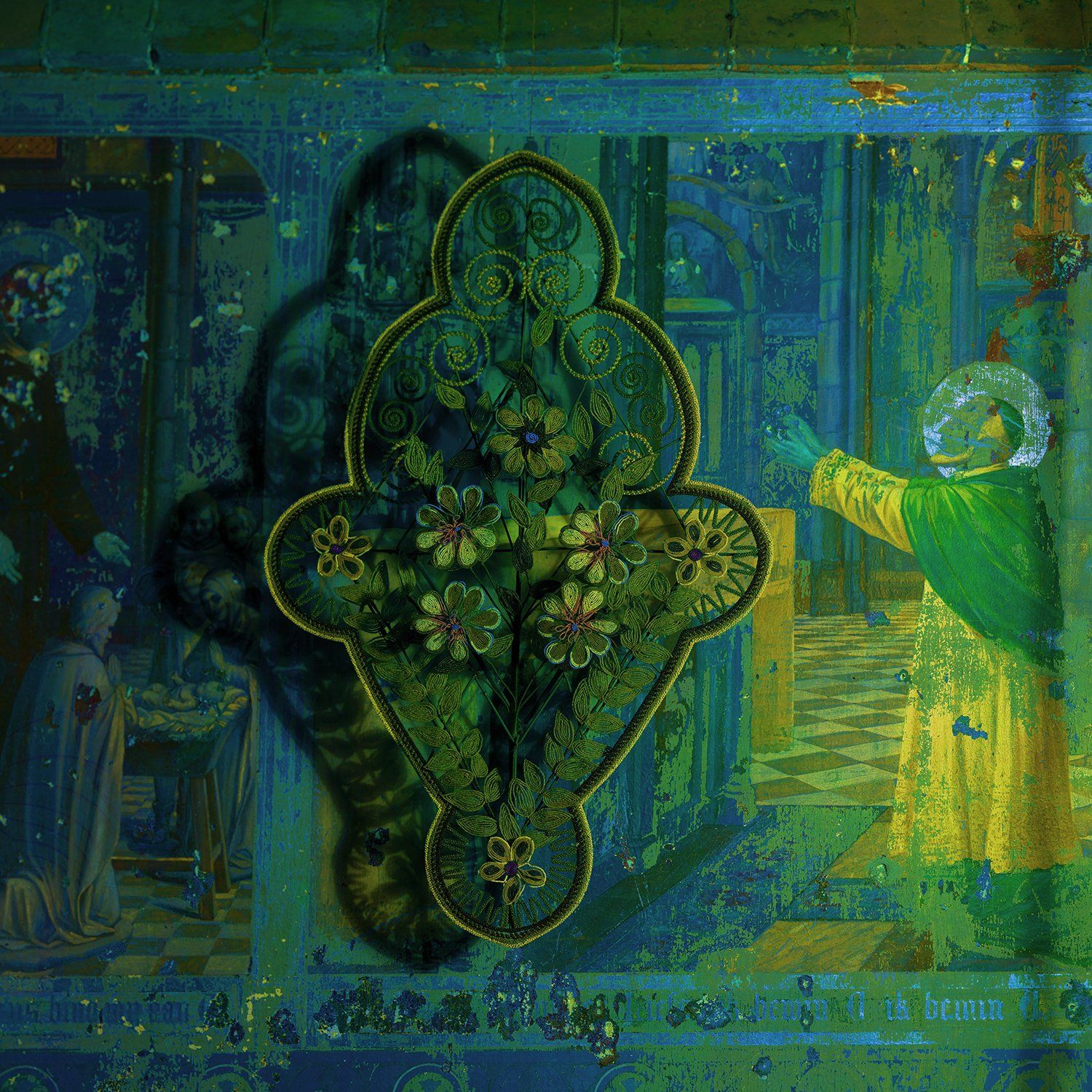 joeart stilleven Chapel green groen grafkrans glas kralen fotografie kunst photography art