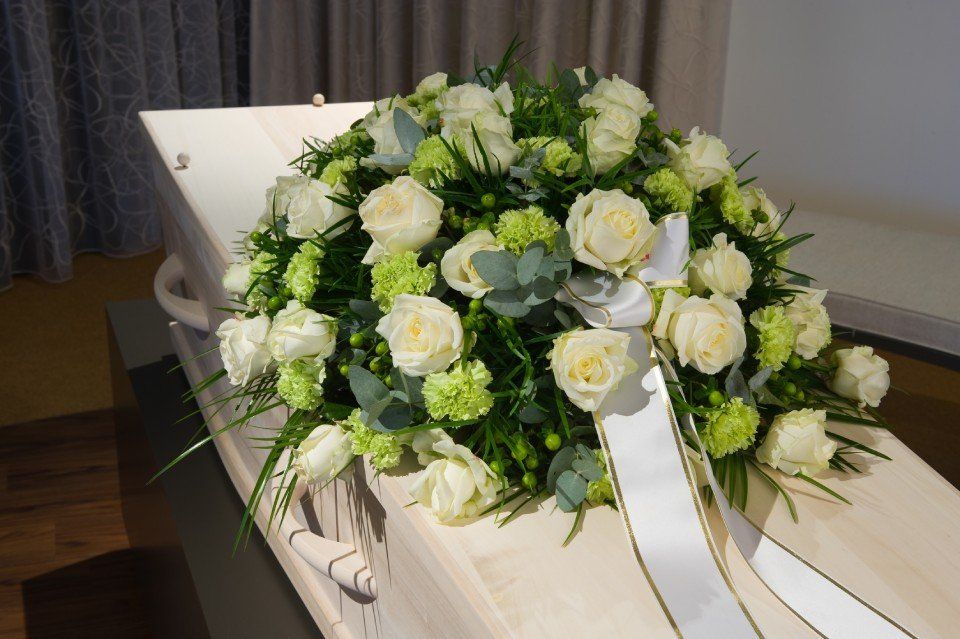 corona di fiori per funerale