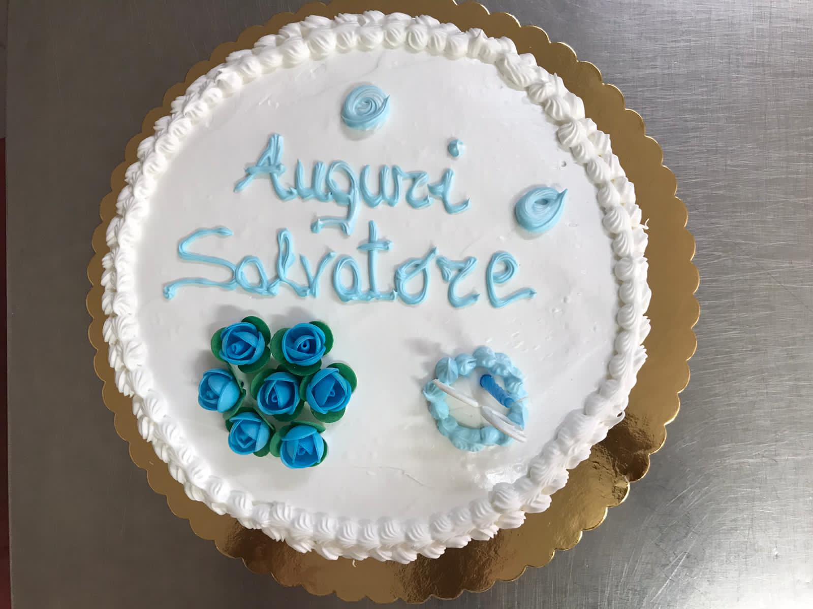 torta fiori blu
