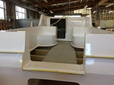 Detailing service of fibreglass boat