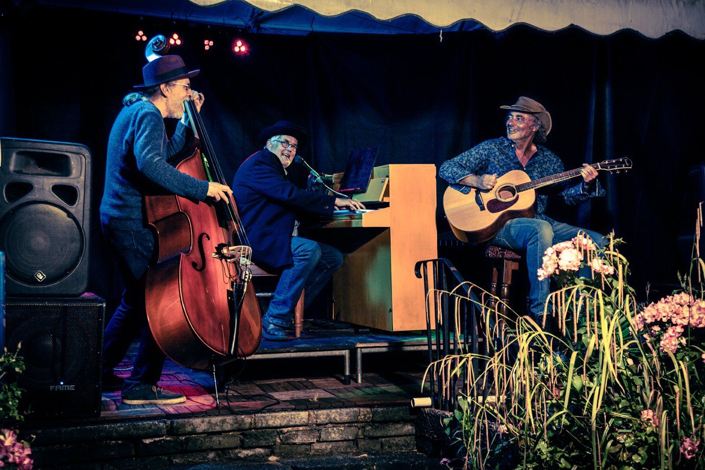 Sing-along-a-Nick at The Flowing Spring