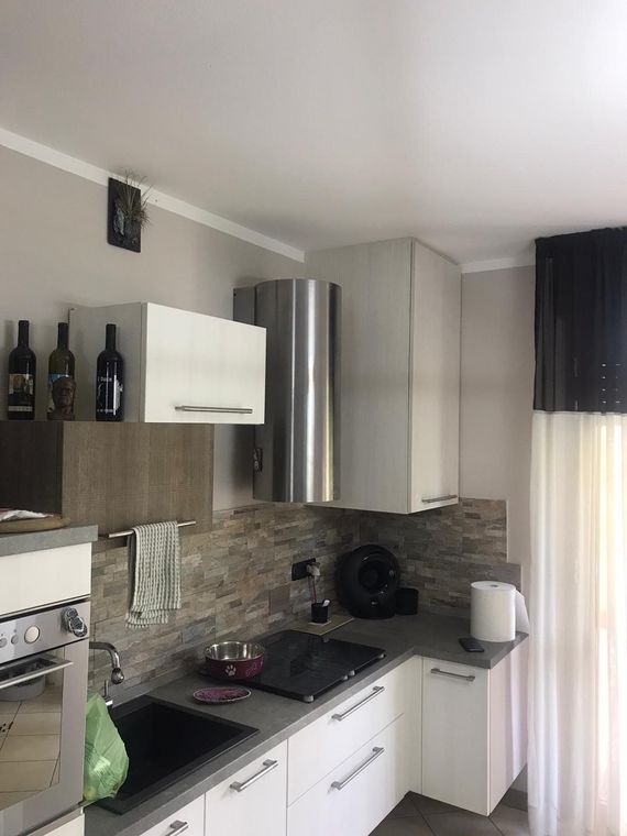 cucina dal design moderno progettata su misura