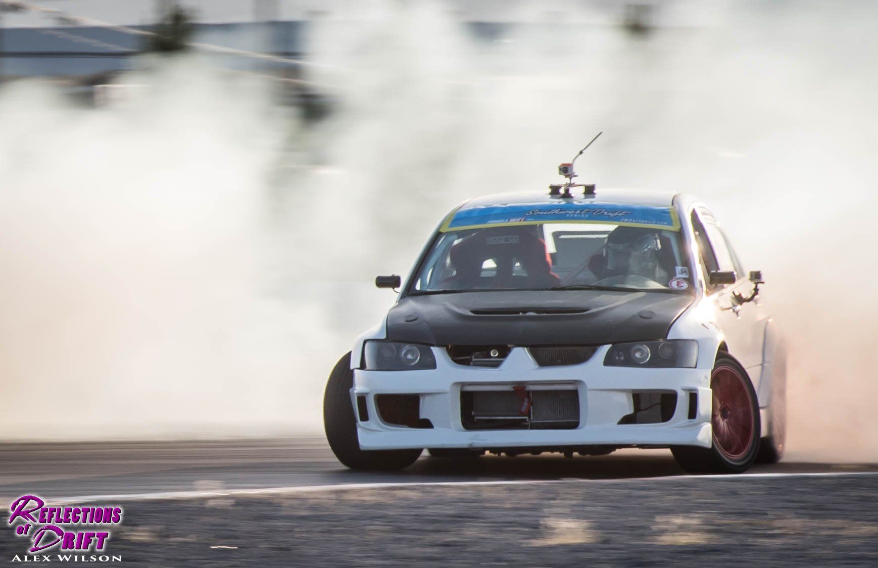 Mitsubishi Evolution drifting