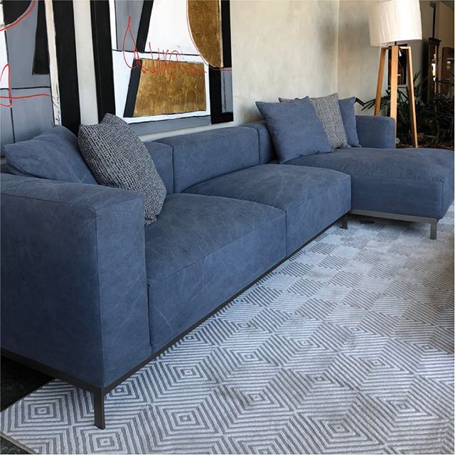sofa azul lona estonada pet friendly