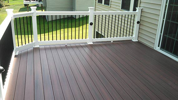 House — Deck B in Woodbridge, VA