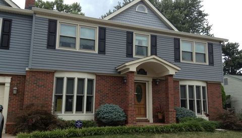 Repair — House Siding in Woodbridge, VA Repair — House Siding in Woodbridge, VA
