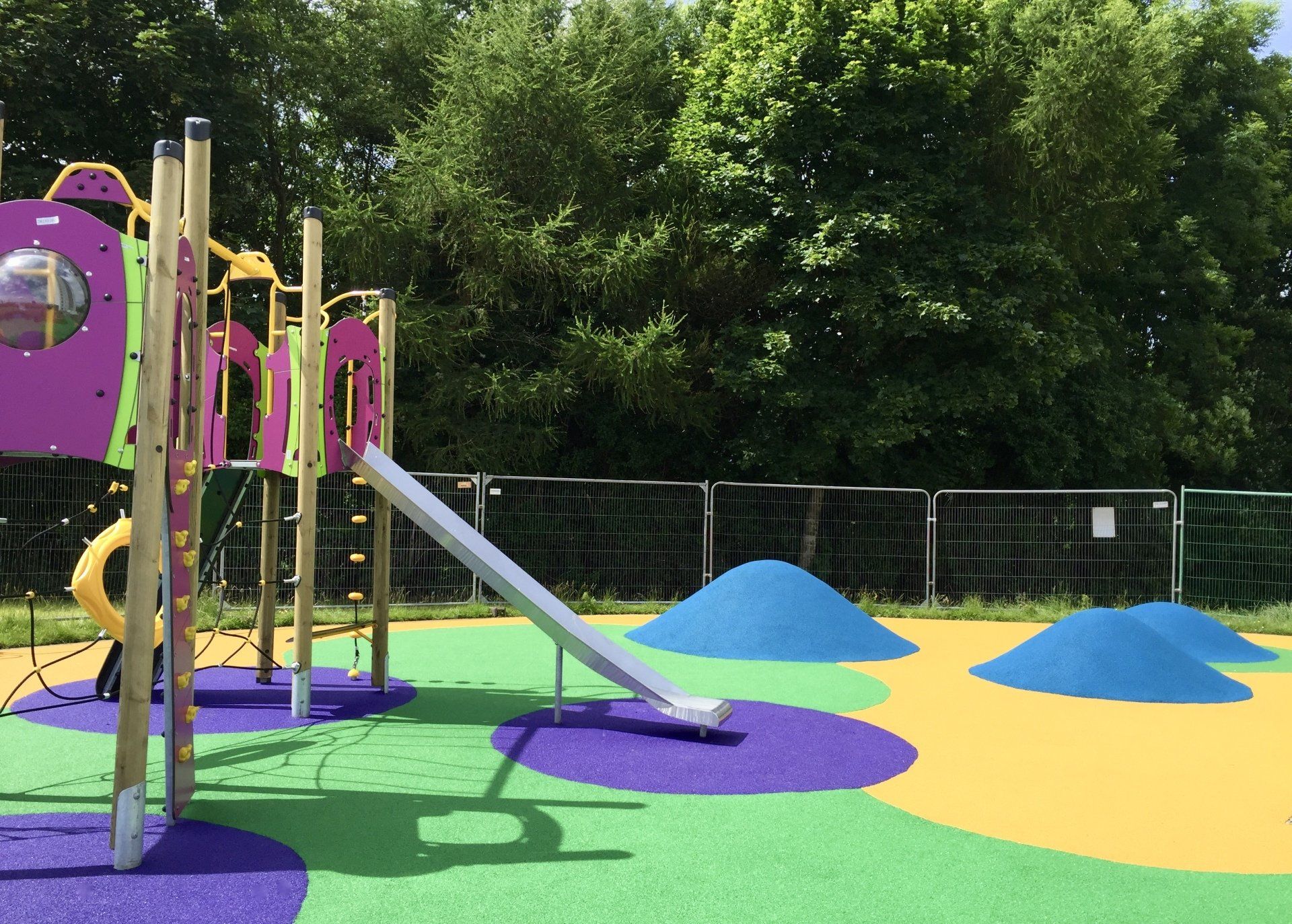 Full Colour Wet Pour Rubber Surfacing