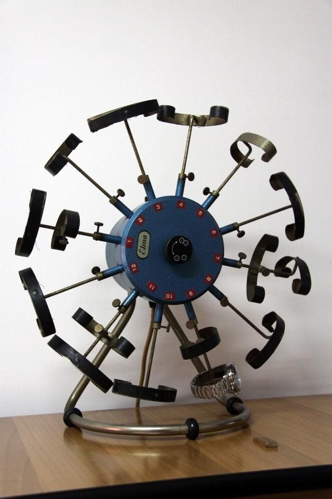 Strumenti per manutenzione orologi