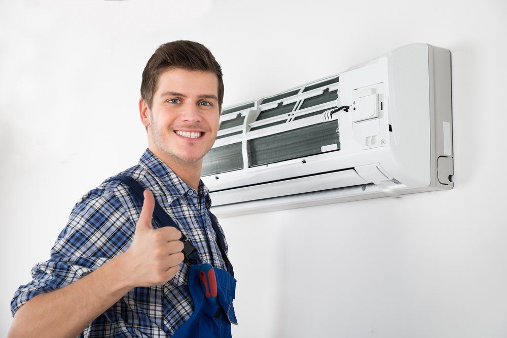 Air Conditioner Technician Thumbs Up — McMinnville, OR — Dr. HVAC