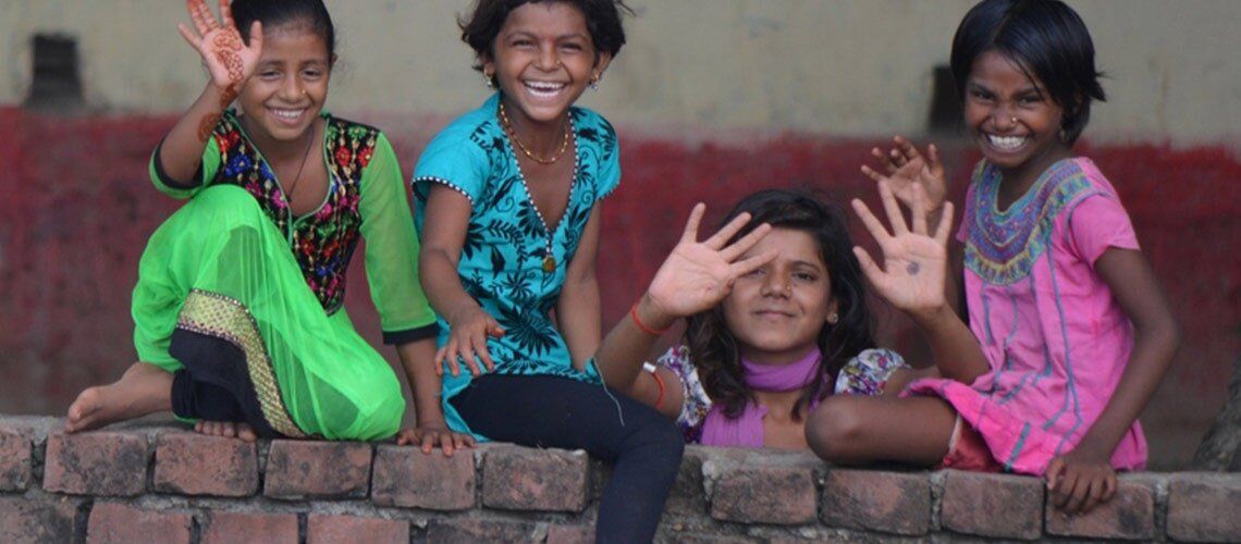 HAPPY KIDS ON THE GANGA RIVER